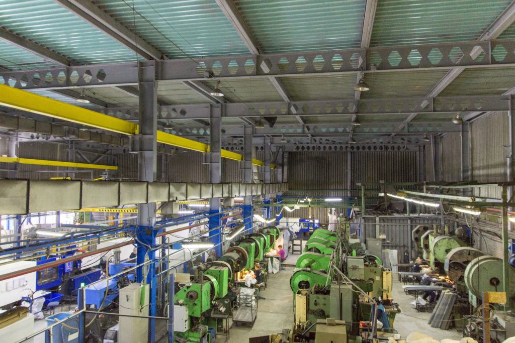 Изделия из металла и пластмассы